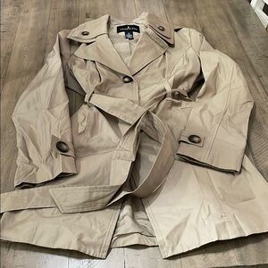 London Fog Tan Trench Coat Timeless Design